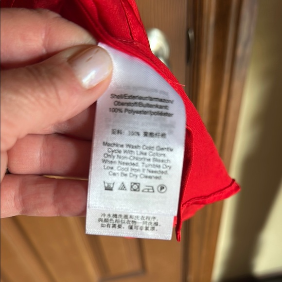 Women’s NWT DKNY Red Smocked Tank Top - Picture 3 of 6